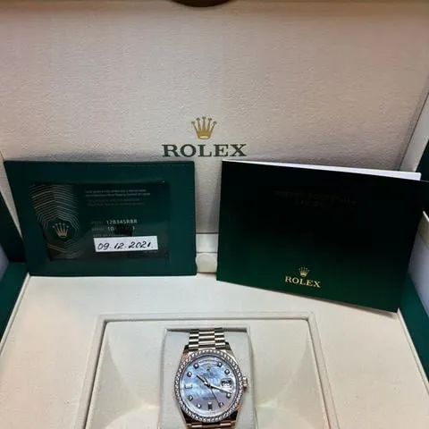 Rolex Day-Date 36 128345RBR 36mm Rose gold Mother-of-pearl