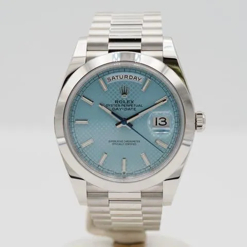 Rolex Day-Date 40 228206 40mm Platinum Blue