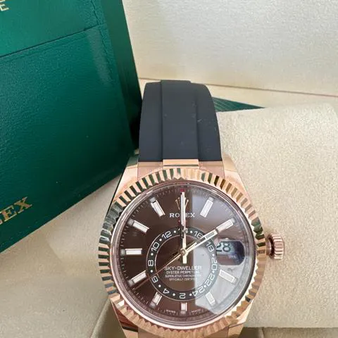 Rolex Sky-Dweller 326235 42mm Rose gold Brown 9