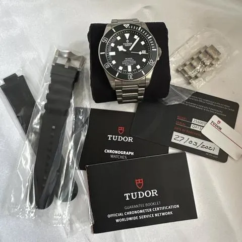 Tudor Pelagos 25600TN 42mm Titanium Black 7