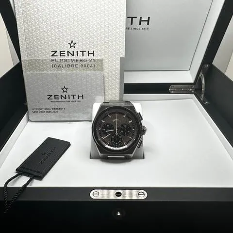 Zenith Defy El Primero 95.9005.9004/01.M9000 44mm Titanium Silver