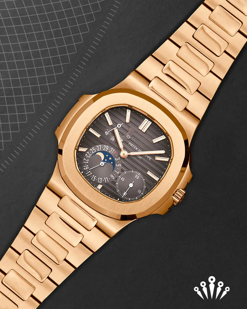 Patek Philippe Nautilus 5712/1R-001 40mm Rose gold Brown