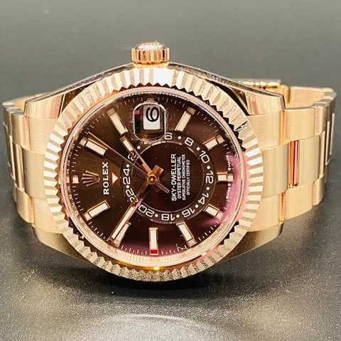 Rolex Sky-Dweller 336935 42mm Rose gold Brown