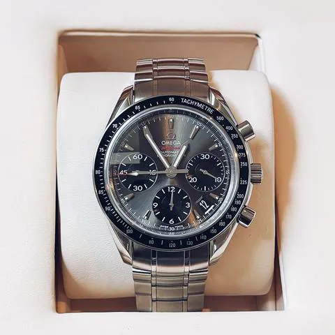 Omega Speedmaster Date 323.30.40.40.06.001 40mm Stainless steel Gray 13