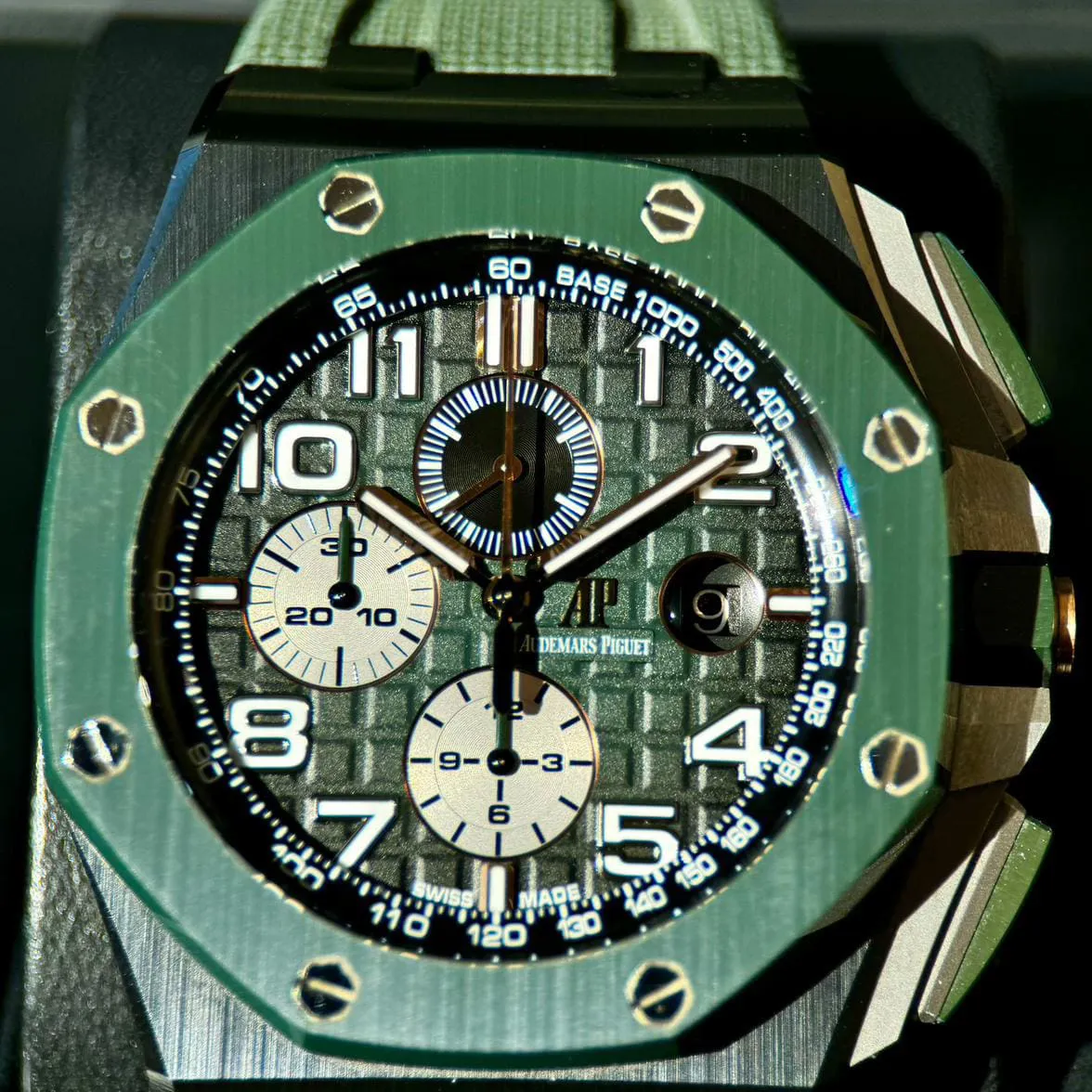 Audemars Piguet Royal Oak Offshore 26405CE.OO.A056CA.01 44mm Ceramic Green