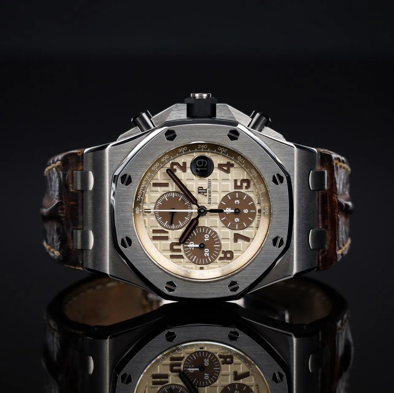 Audemars Piguet Royal Oak Offshore 26470ST.OO.A801CR.01 42mm Stainless steel Beige 1