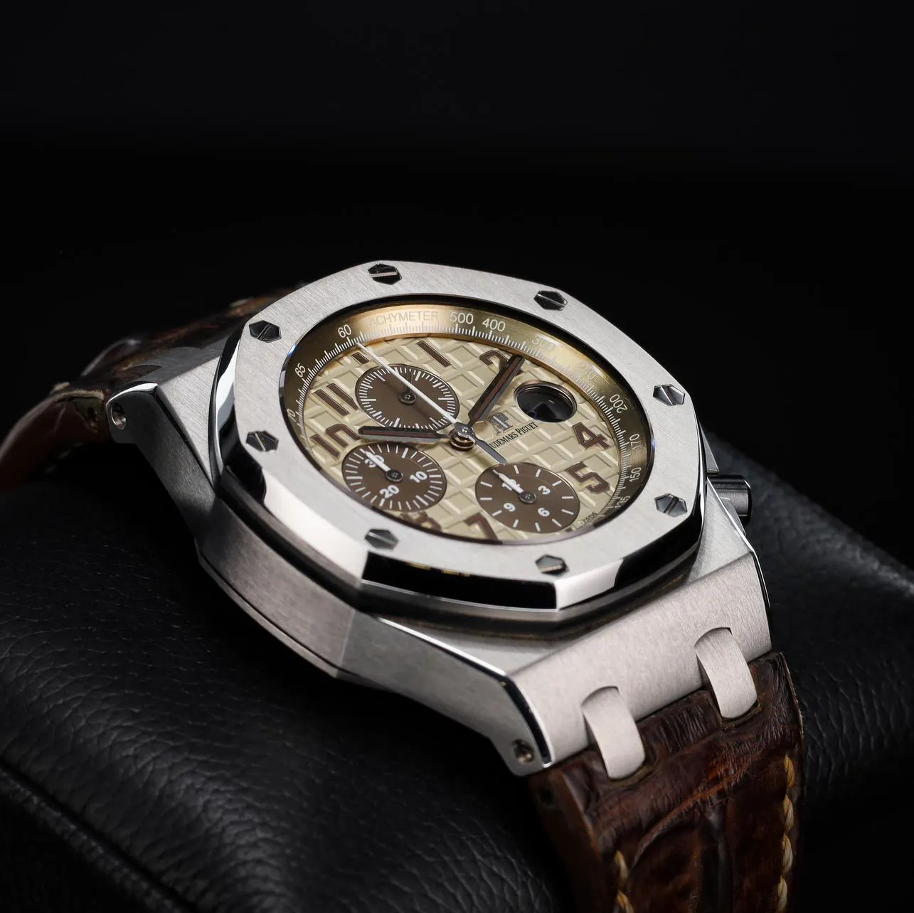 Audemars Piguet Royal Oak Offshore 26470ST.OO.A801CR.01 42mm Stainless steel Beige 3