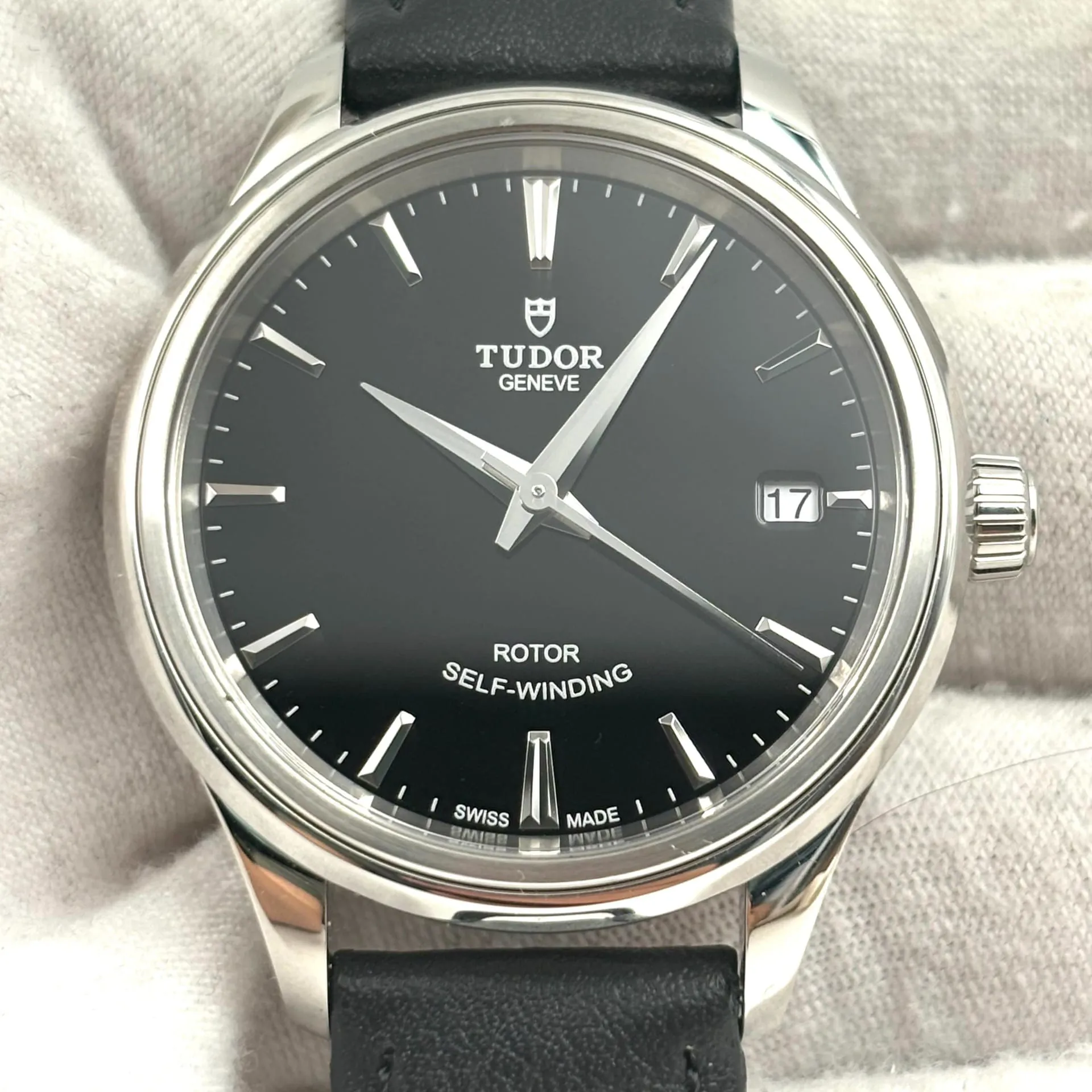 Tudor Style M12300-0006 34mm Stainless steel Black