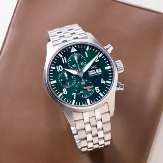 IWC Pilot IW3780-06 Stainless steel Green