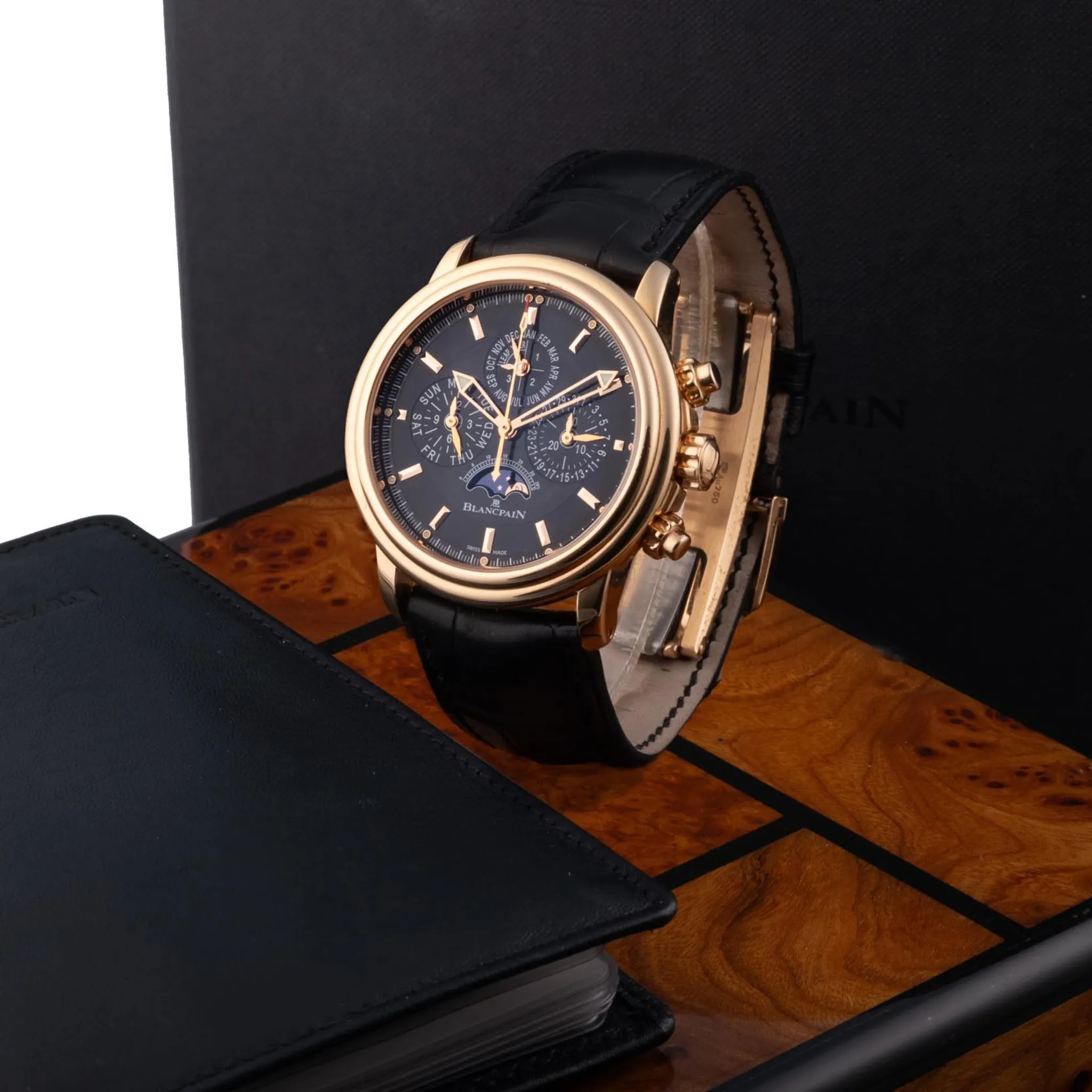 Blancpain Léman Fly-Back 2685F-3630-53 40mm Rose gold Black 4