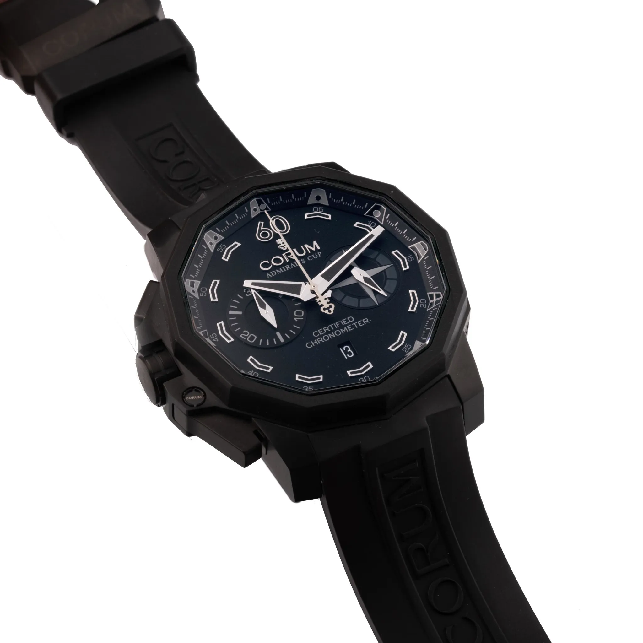 Corum Admiral's Cup 50 LHS 753.231.95/0371 AN13 50mm Titanium and Black DLC 1