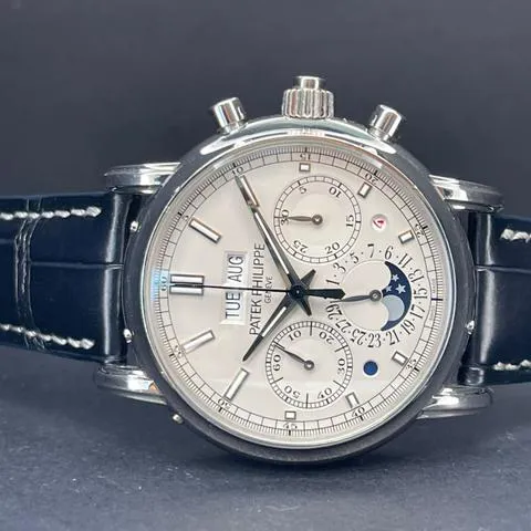 Patek Philippe Perpetual Calendar Split-Seconds Chronograph 5204P-010 40mm Platinum White