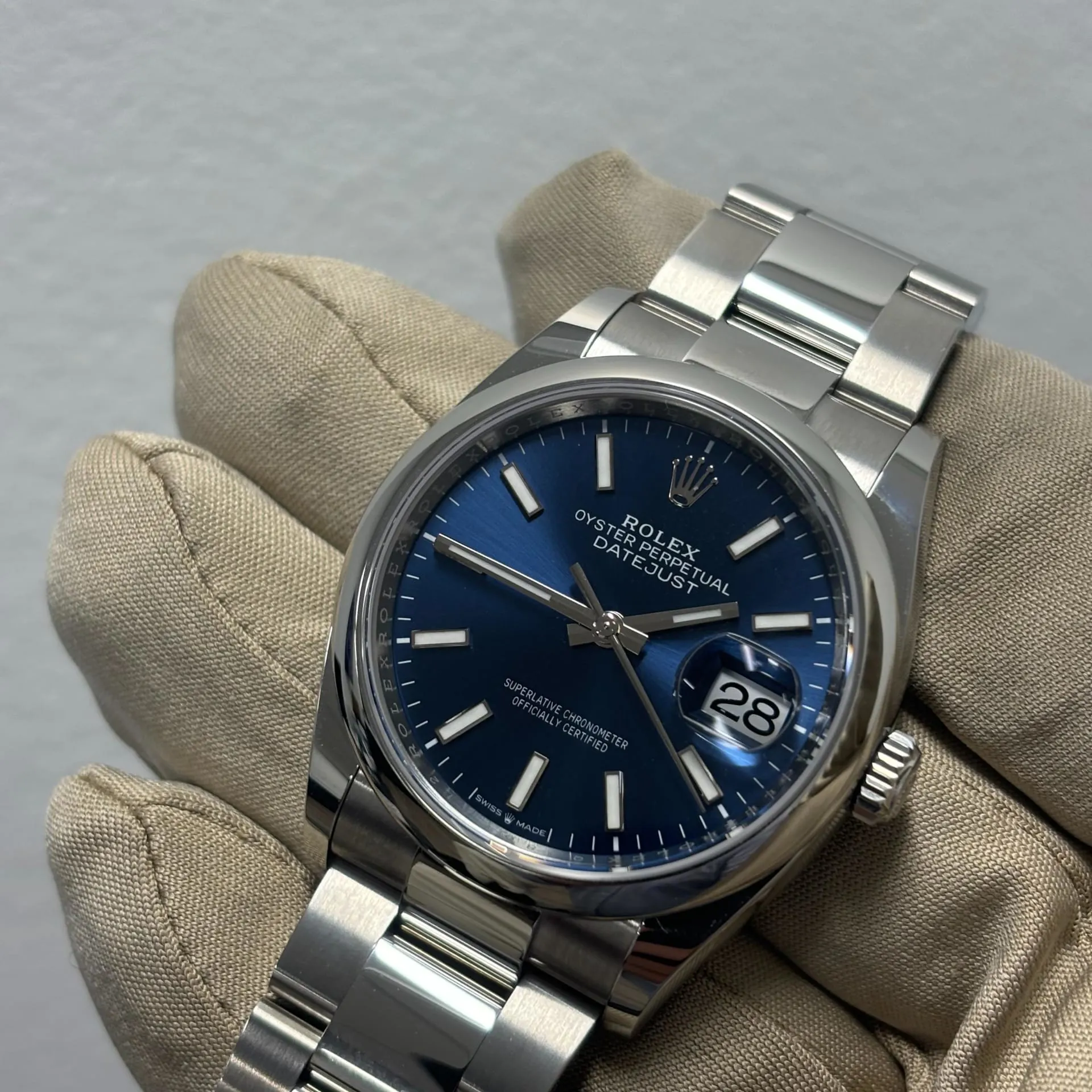 Rolex Datejust 36 126200-0006 36mm Oystersteel Blue 3