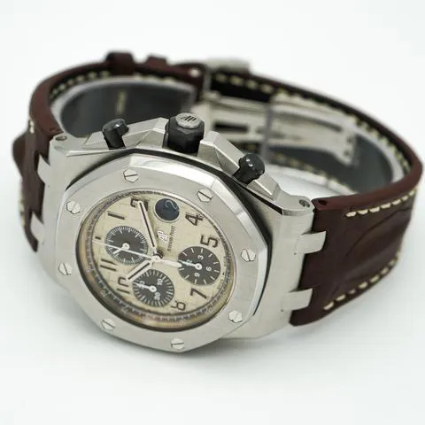 Audemars Piguet Royal Oak Offshore 26470ST.OO.A801CR.01 42mm Stainless steel Beige