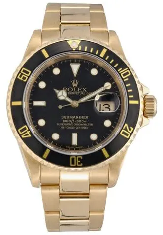 Rolex Submariner Date 16618LN 40mm Yellow gold Black 2