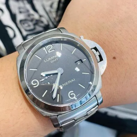 Panerai Luminor 1950 3 Days GMT Automa PAM 00329 44mm Stainless steel Black 1