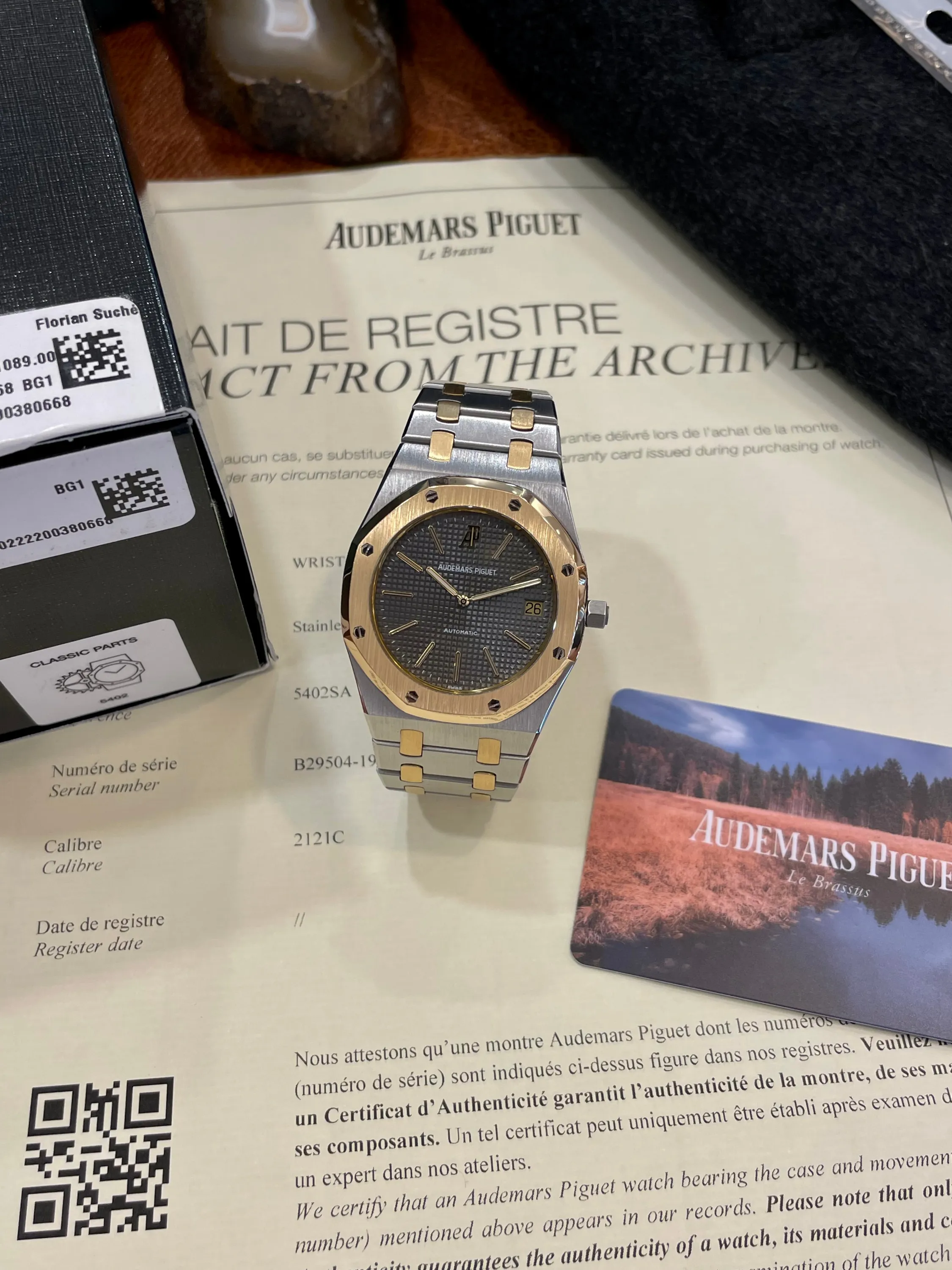 Audemars Piguet Royal Oak 5402SA 39mm Stainless steel •