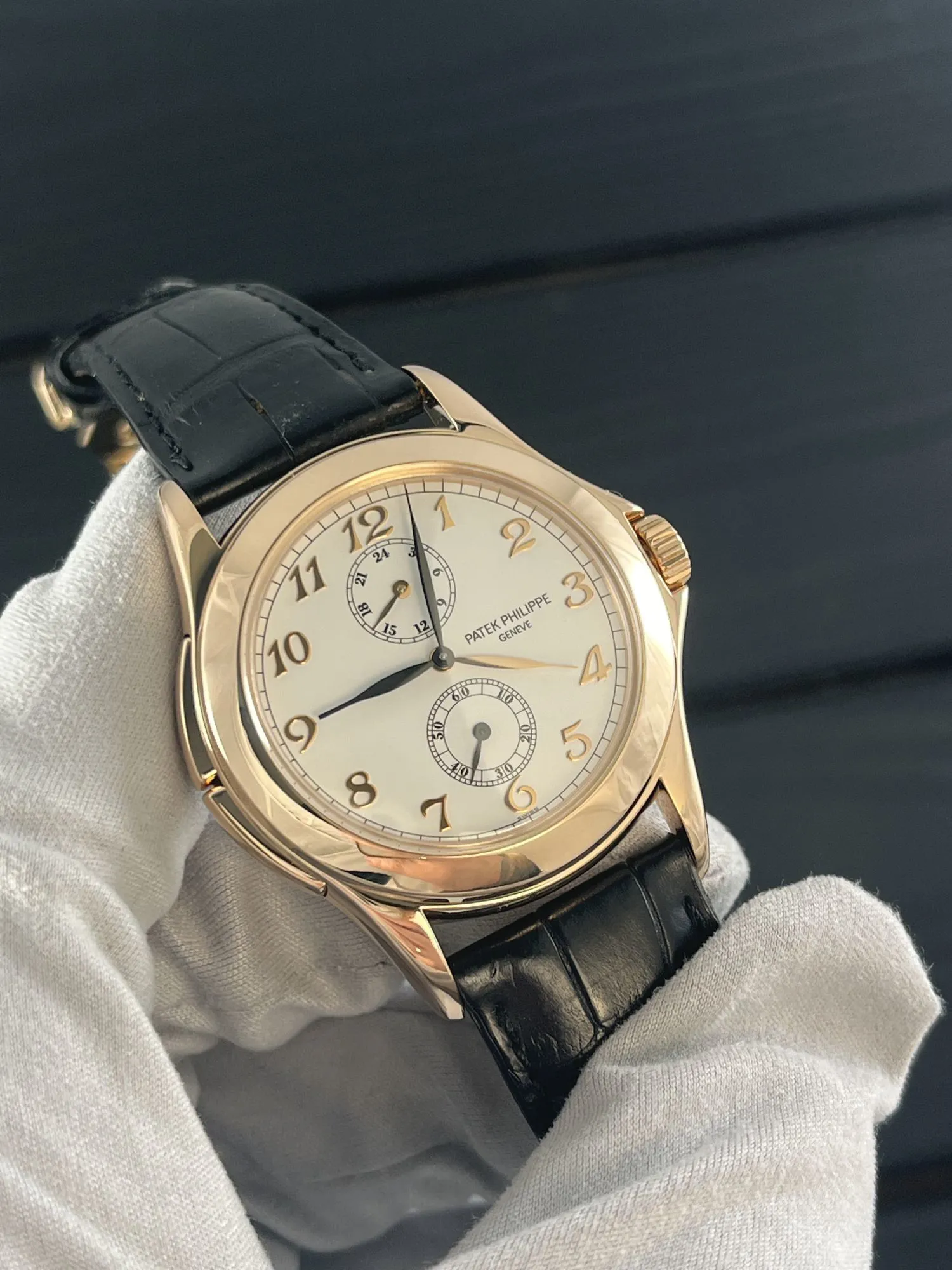 Patek Philippe Calatrava 5134R 37mm Rose gold White 1