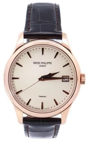 Patek Philippe Calatrava 5227R-001 39mm Rose gold Champagne