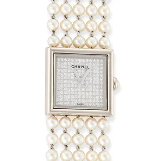 Chanel Mademoiselle White gold