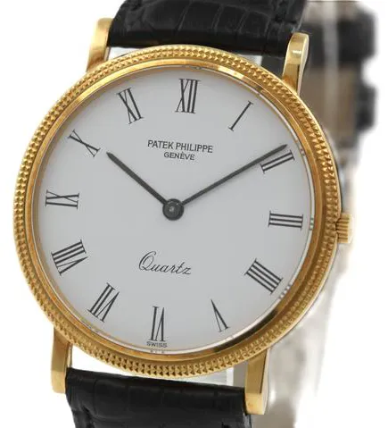 Patek Philippe Calatrava 3744 33mm Yellow gold White