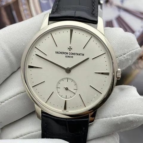 Vacheron Constantin Patrimony 1110U/000G-B086 42mm White gold Silver