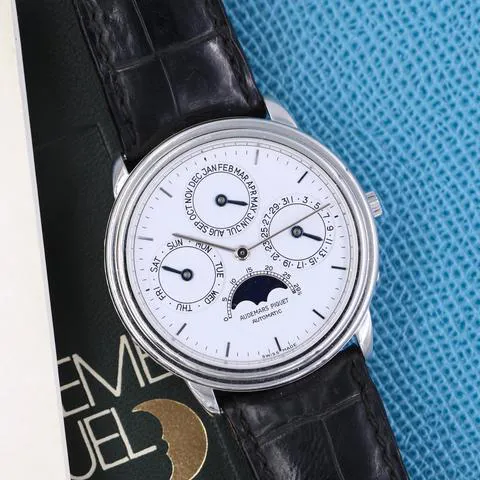 Audemars Piguet Quantième Perpétual Calendar 25661BC White gold White