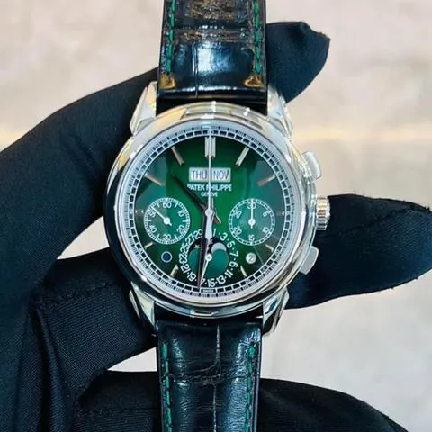 Patek Philippe Perpetual Calendar Chronograph 5270P-014 41mm Platinum Green