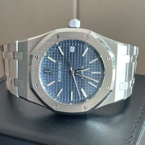 Audemars Piguet Royal Oak 15300ST.OO.1220ST.02 39mm Stainless steel Blue 5