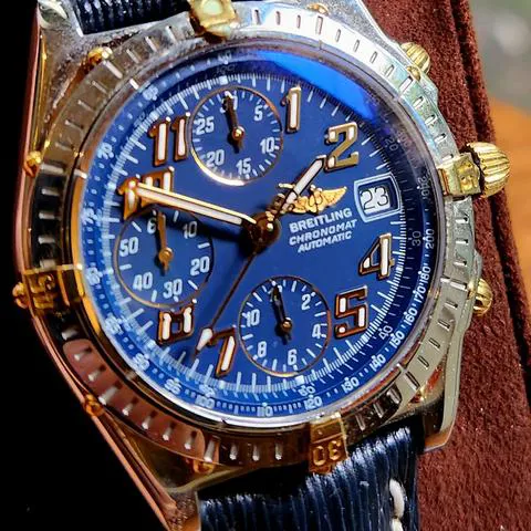 Breitling Chronomat B13050.1 39mm Yellow gold and stainless steel Blue 8