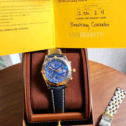 Breitling Chronomat B13050.1 39mm Yellow gold and stainless steel Blue 10