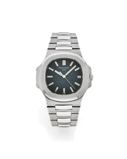 Patek Philippe Nautilus 5711/1A-001 Stainless steel Blue