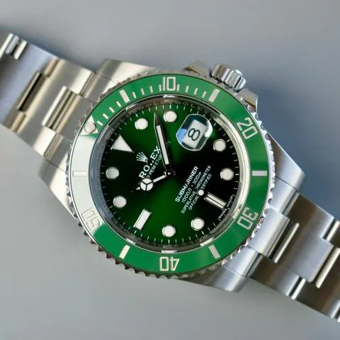 Rolex Submariner 116610LV 40mm Stainless steel Green