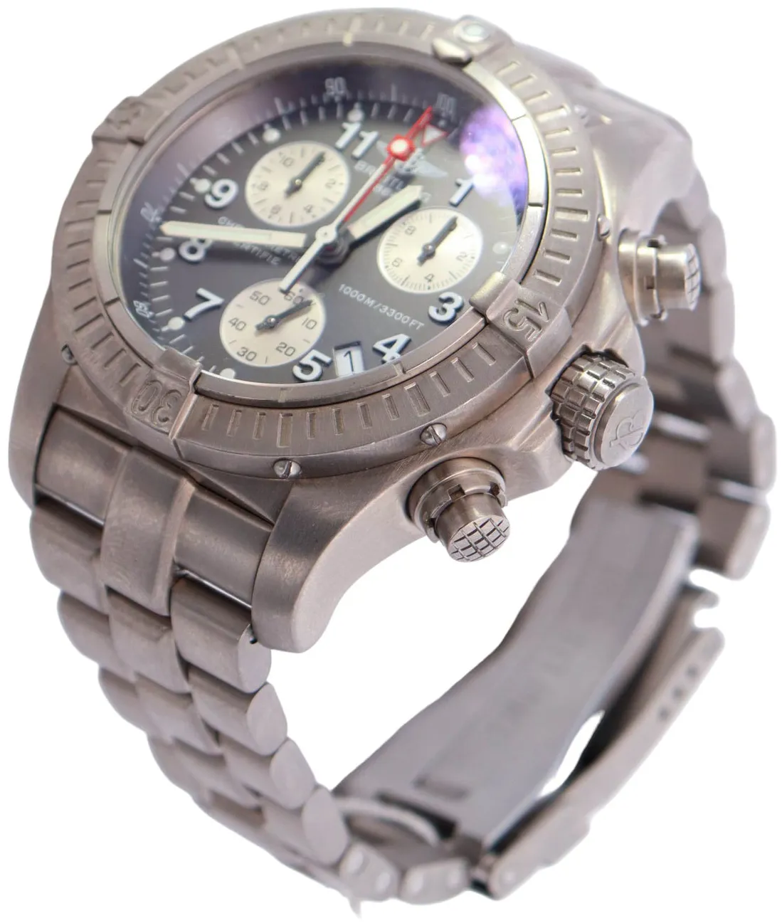 Breitling Avenger E73360 44mm Titanium Gray 2