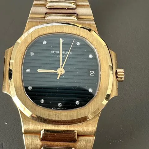 Patek Philippe Nautilus 3800/1 37mm Yellow gold Blue 21