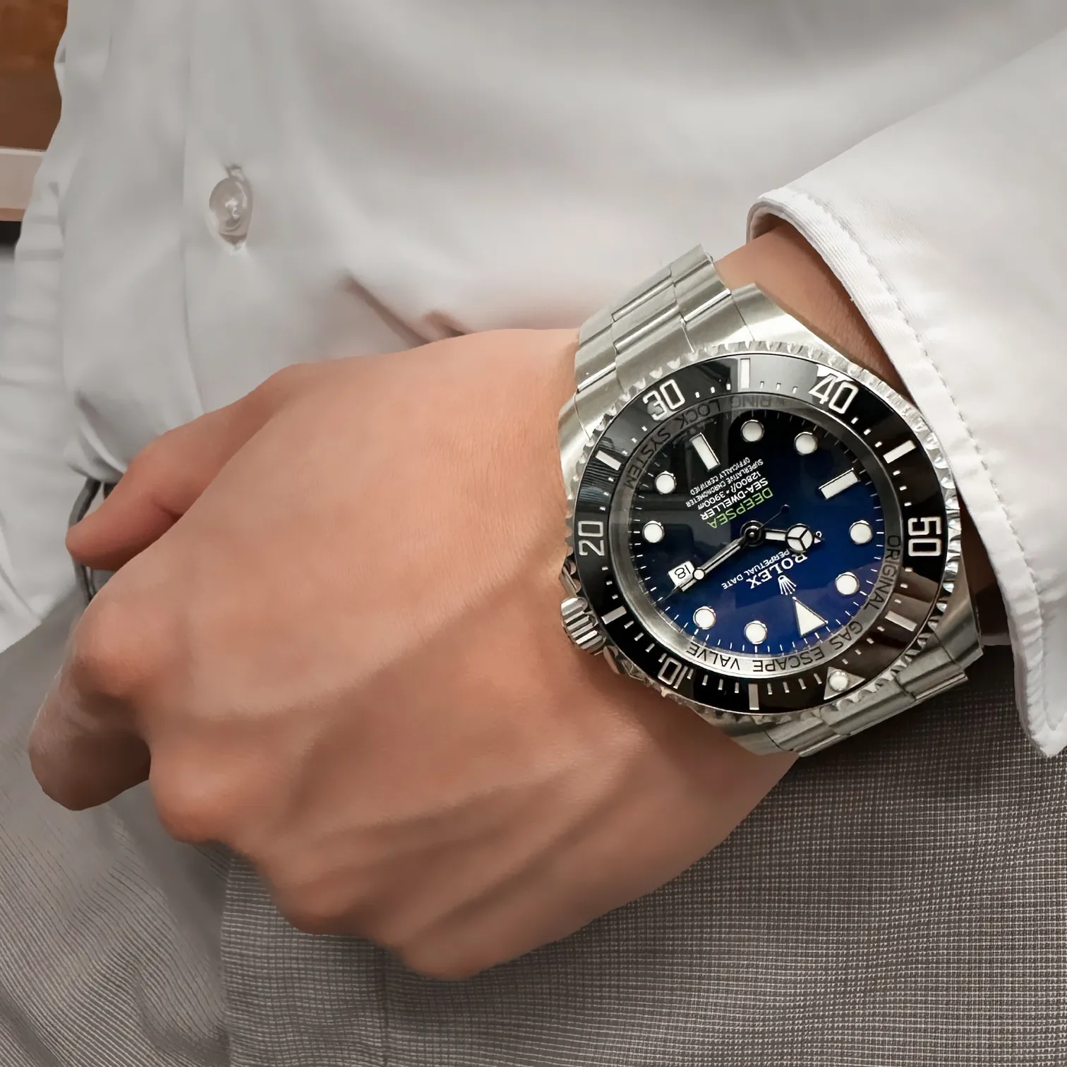 Rolex Sea-Dweller Deapsea 44mm Stainless steel and Cerachrom Blue and black 4