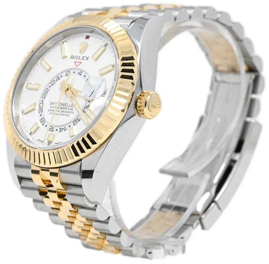 Rolex Sky-Dweller 326933 42mm Yellow gold White 3