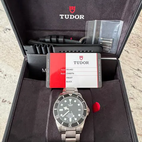 Tudor Pelagos 25600T 42mm Titanium Black 12