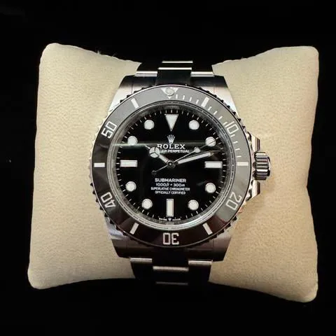 Rolex Submariner 124060LN 41mm Stainless steel Black