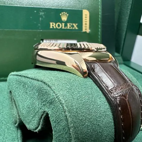 Rolex Sky-Dweller 326135 42mm Rose gold Brown 1