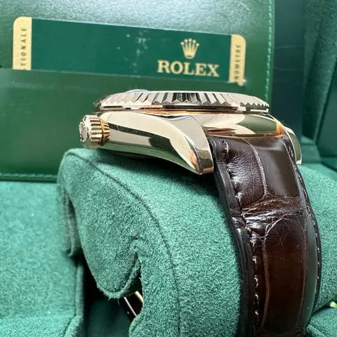 Rolex Sky-Dweller 326135 42mm Rose gold Brown 3