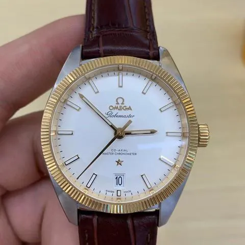 Omega Globemaster 130.23.39.21.02.001 39mm Yellow gold and Stainless steel Silver