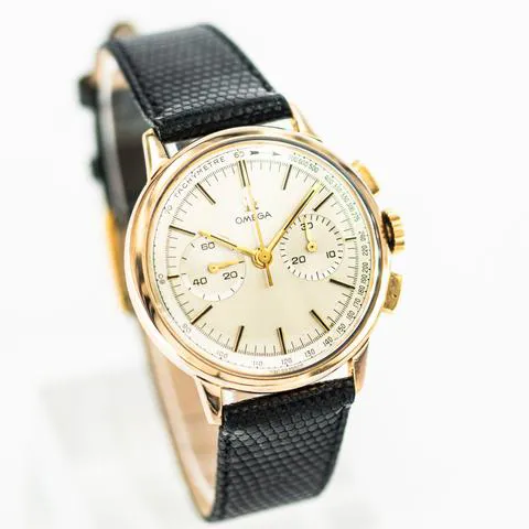 Omega Chronograph 101.009-65 35mm Yellow gold Silver 7