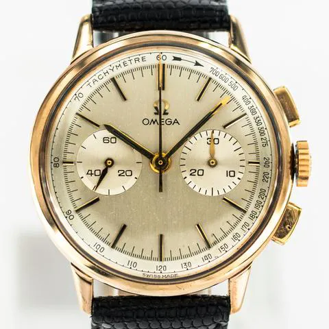 Omega Chronograph 101.009-65 35mm Yellow gold Silver 10