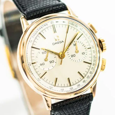 Omega Chronograph 101.009-65 35mm Yellow gold Silver 12