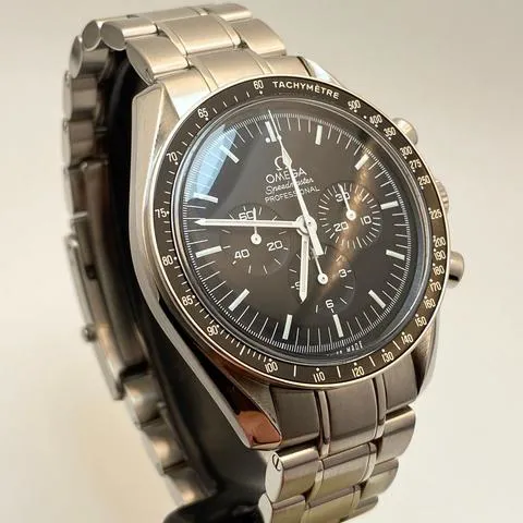 Omega Speedmaster Moonwatch 311.30.42.30.01.005 42mm Stainless steel Black 10