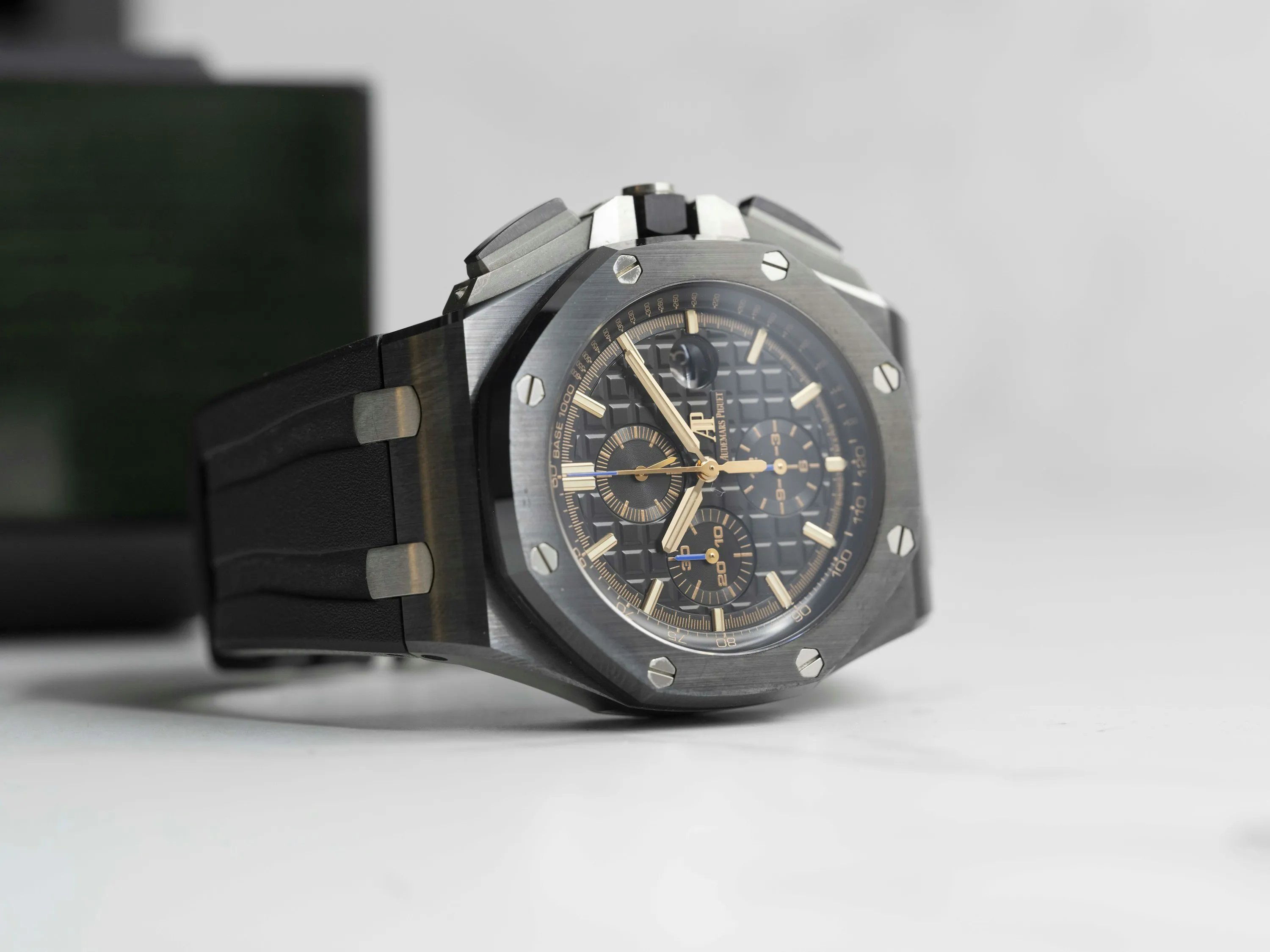 Audemars Piguet Royal Oak Offshore 26405CE.OO.A002CA.02 44mm Ceramic Black