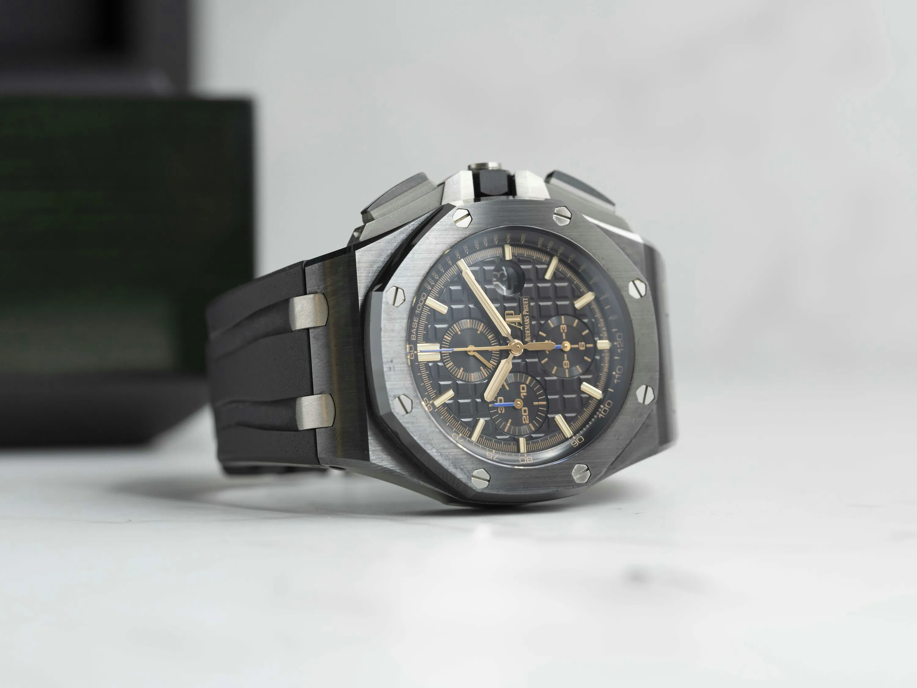 Audemars Piguet Royal Oak Offshore 26405CE.OO.A002CA.02 44mm Ceramic Black 1