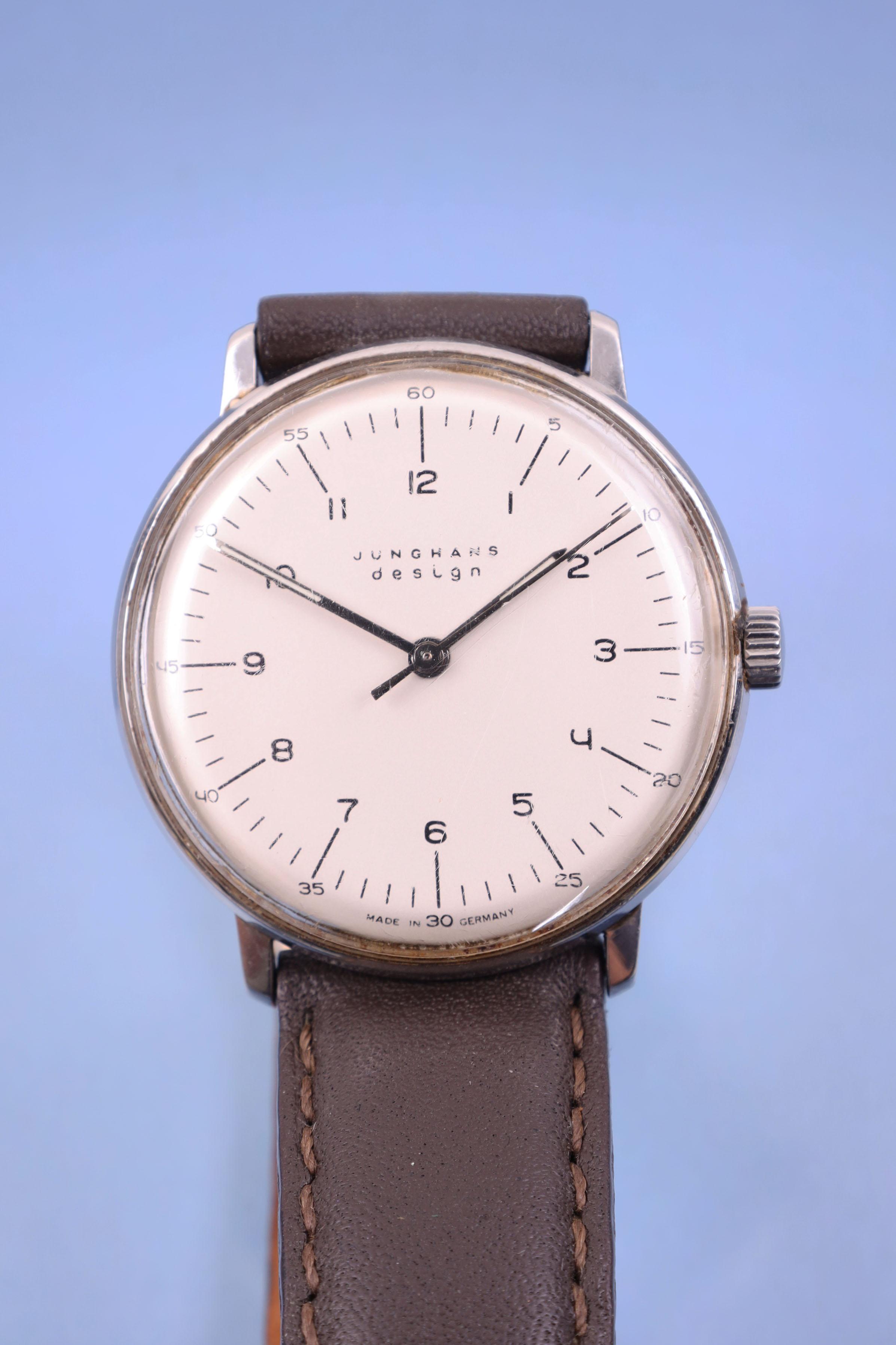 Junghans max bill 27.3701.303 Metal Silver Austria Junghans max bill 27.3701.303 Metal Silver Austria
