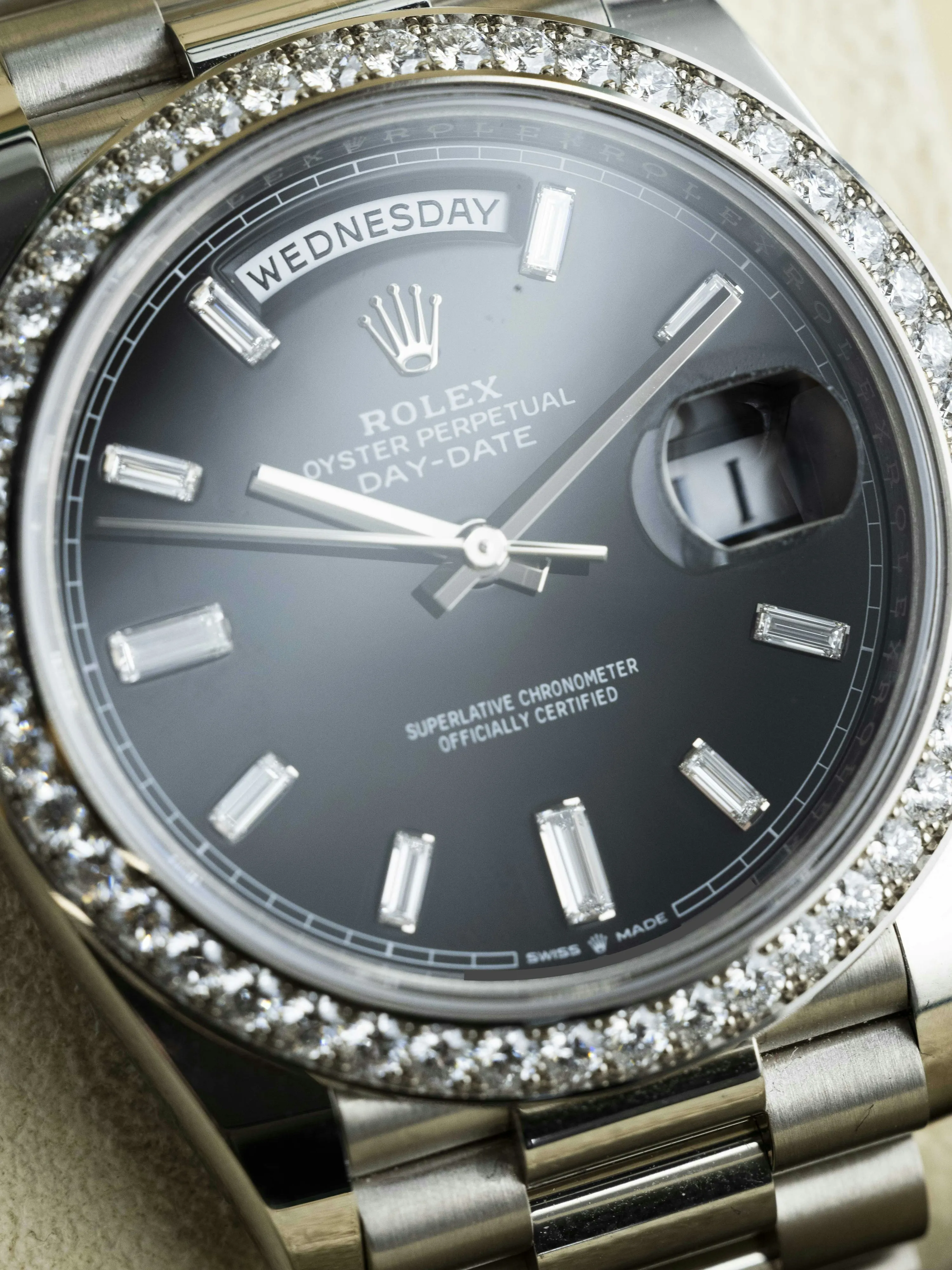 Rolex Day-Date 40 228349RBR 40mm White gold and Diamond Black 10